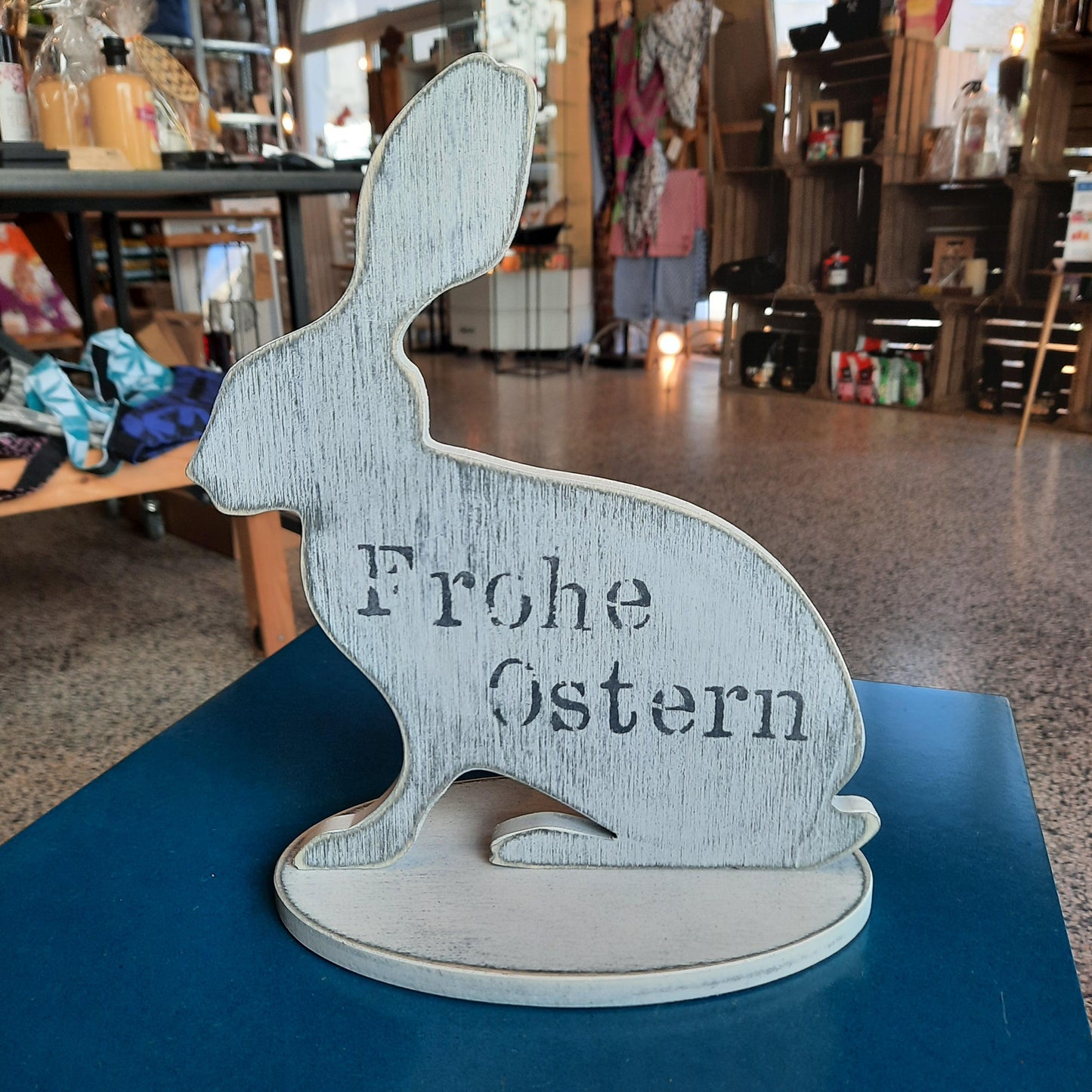 Hase Holz mit Ständer rosa oder grau
