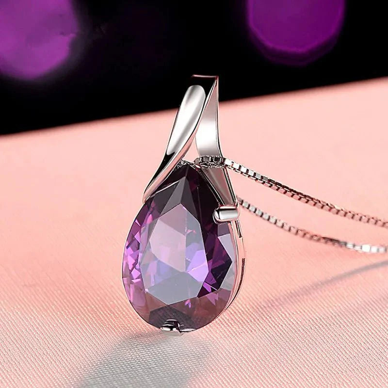 925 Sterling Silber Anhänger mit Großem Naturamethyst und zartem Halskettenanhänger