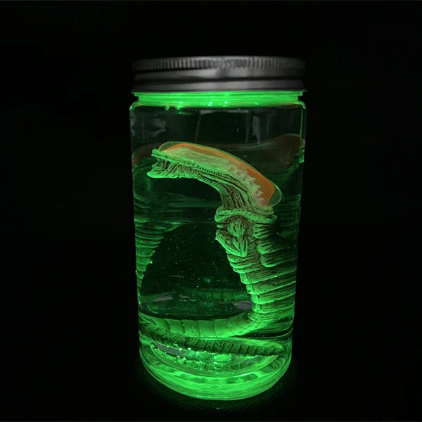 Alien Glow Jar – Xenomorph Embryo
