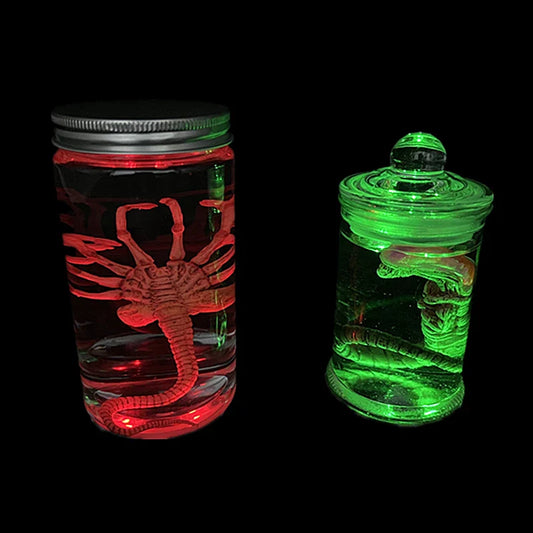 Alien Glow Jar – Xenomorph Embryo