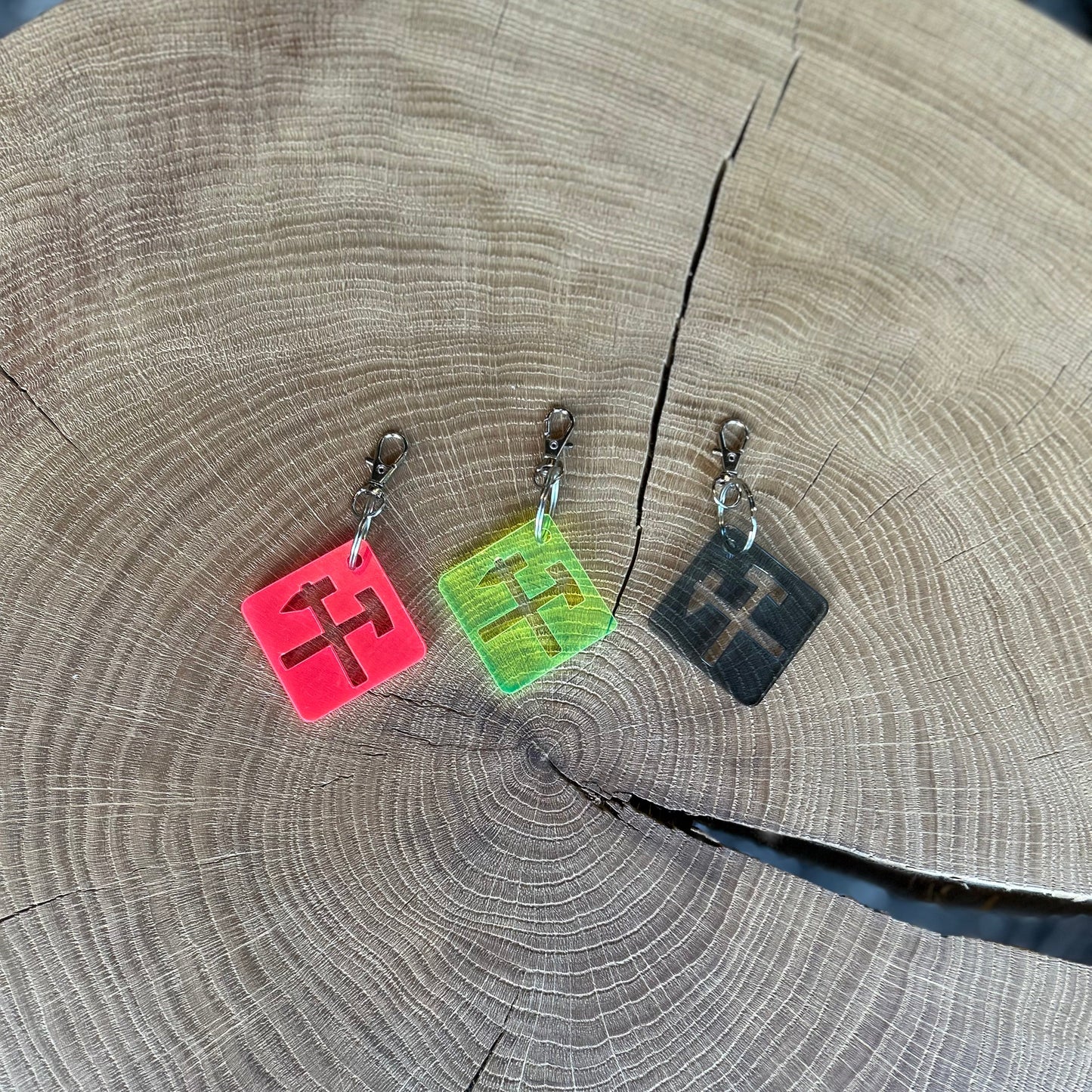 Schlüsselanhänger Neon Eisen & Schlägel divers