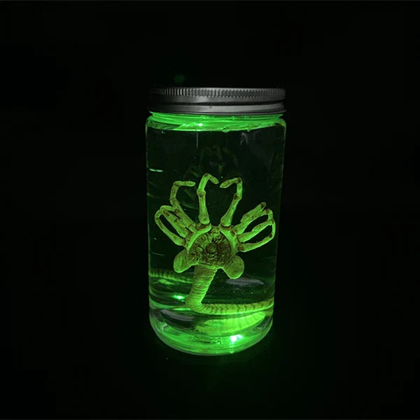Alien Glow Jar – Xenomorph Embryo