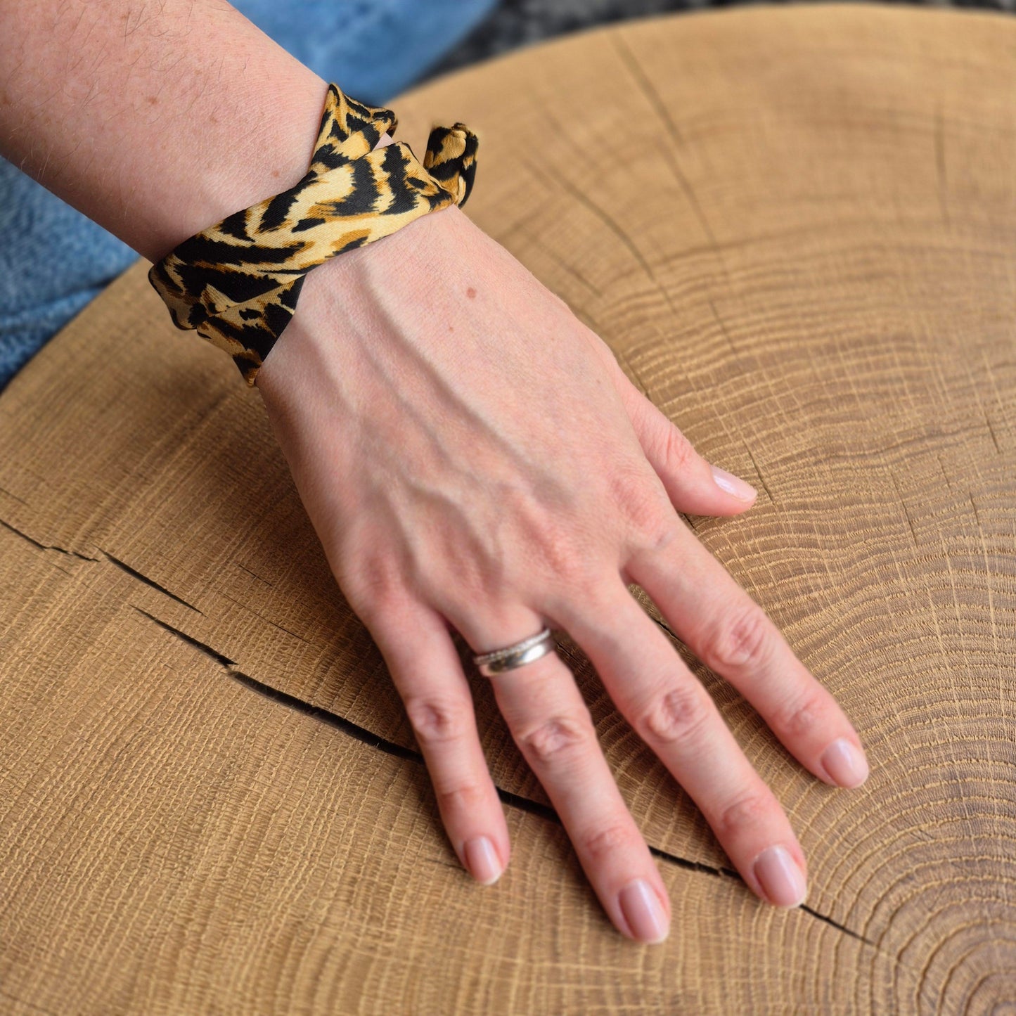 Armband Seide handgenäht