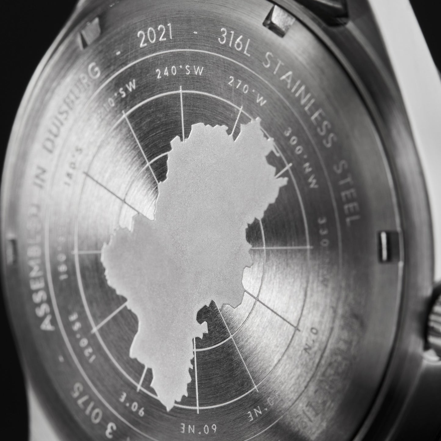Armbanduhr Metropolis 34 Silber